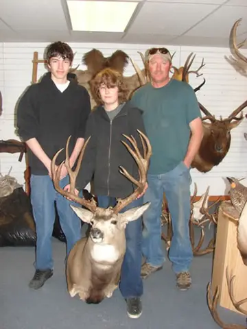 Taxidermy work from the Bragging Room, photo 111