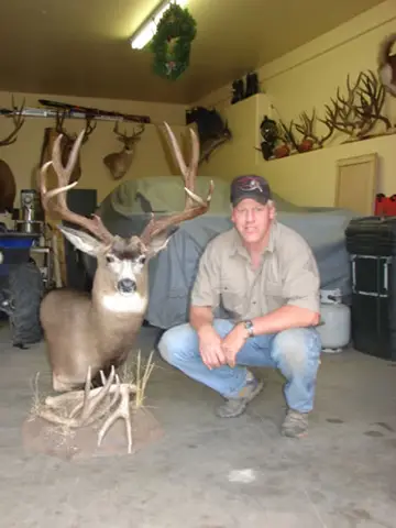 Taxidermy work from the Bragging Room, photo 119
